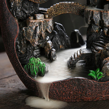 Quemador de incienso con reflujo de cascada de humo, decoración creativa para el hogar, incensario portátil de resina, artesanía de montaña y río.